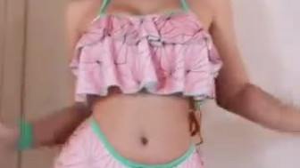 Anyone knows the name of this cosplayer slut girlfriend lady
